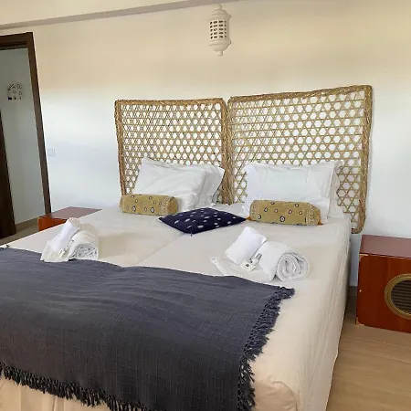 Casa Dos Lirios Holiday home *