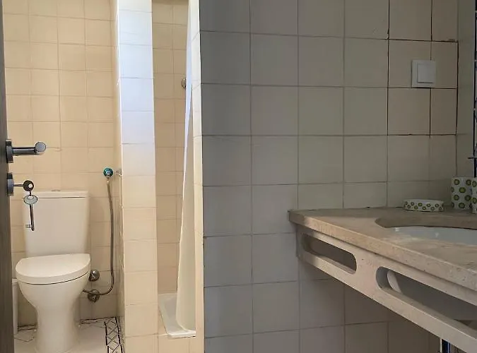 Casa Dos Lirios 펜션 알부페이라