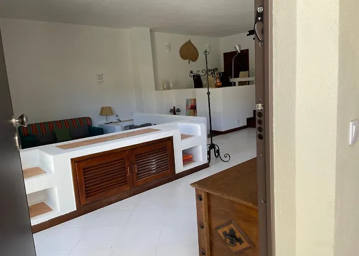 Casa Dos Lirios 알부페이라